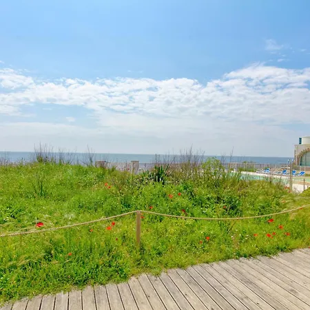T2 Face Mer, Pieds Dans Le Sable Batz-sur-Mer